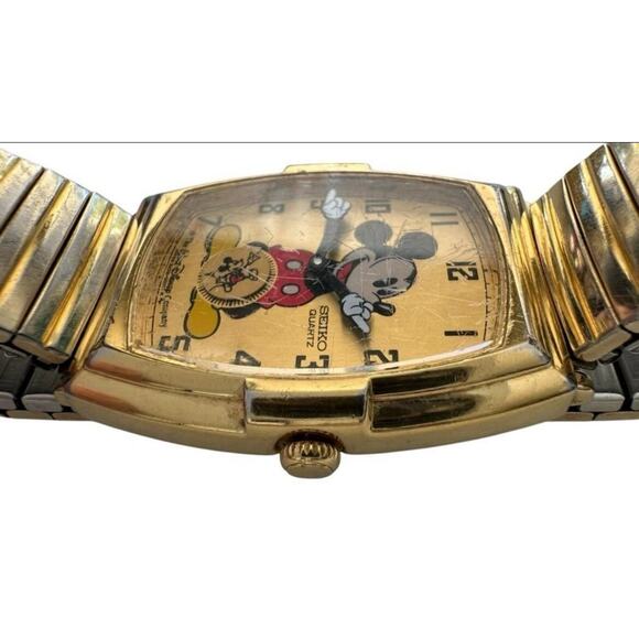 Seiko Mickey Mouse Gold Quartz Watch Disney 1980s – For Parts/Repair - Picture 4 of 11
